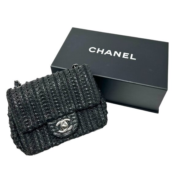 CHANEL CC Mark Logo Shoulder Bag Crossbody Turnlock Chain Leather Black [105803] - Picture 12 of 14